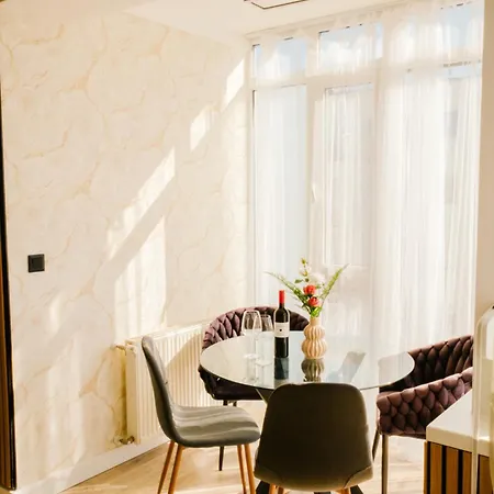 Apartman Stylish Duplex Penthouse In By Cavaland