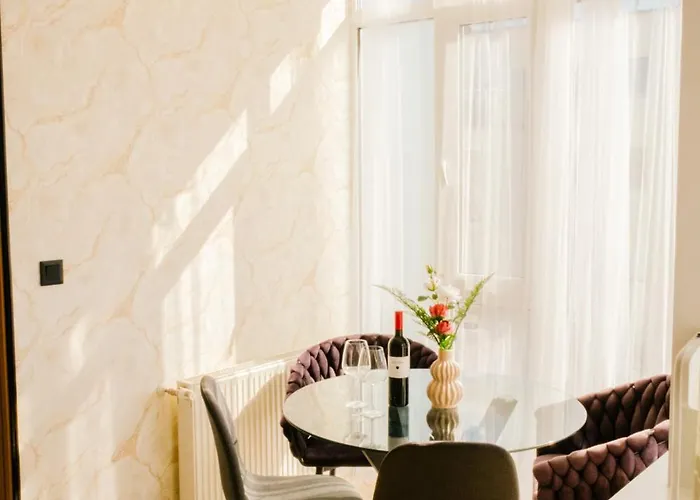 شقة Stylish Duplex Penthouse In By Cavaland