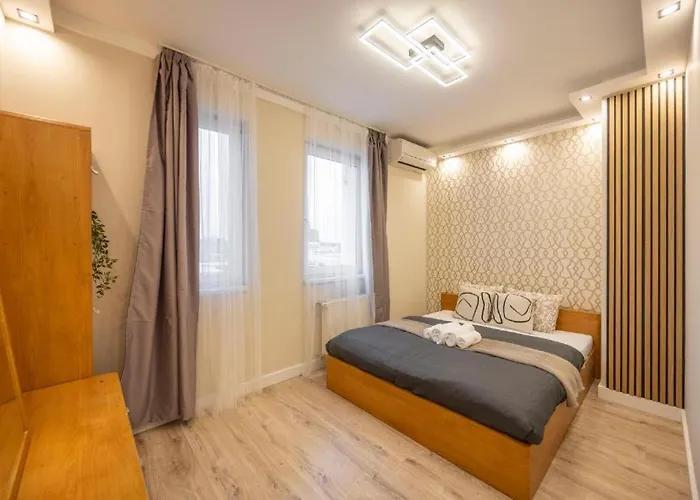 Stylish Duplex Penthouse In By Cavaland Apartamento